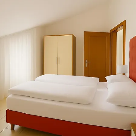 Apartman Viktoria 2 - *